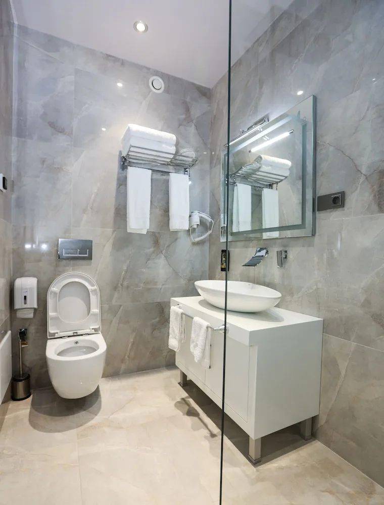 Metro Hotel Tirane in TIRANA, ALBANIA - photo 4