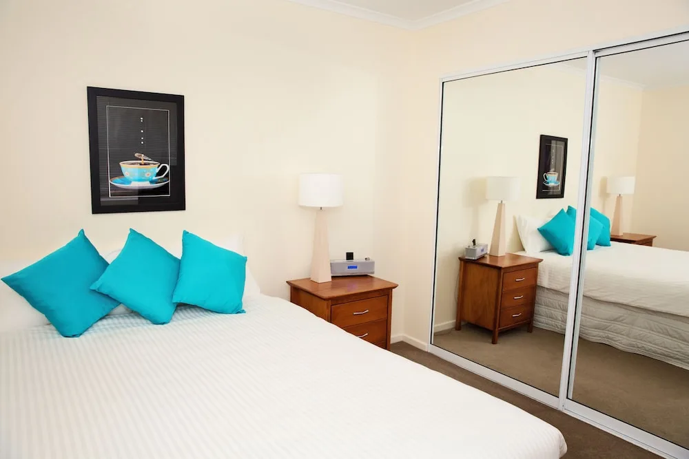 White Lace Motor Inn in West Mackay, Australia - photo 3