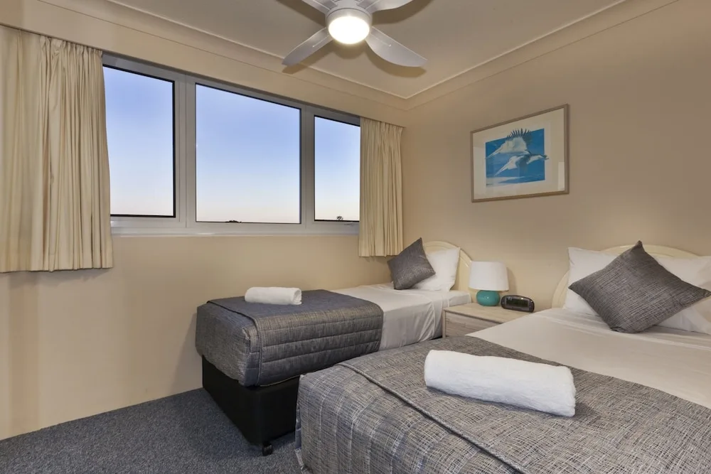 Meridian Tower in Coolangatta, Australia - photo 5