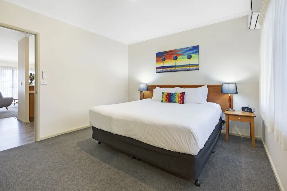 Quest Tamworth in East Tamworth, Australia - photo 4
