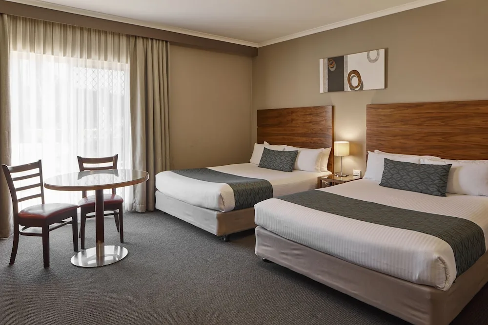 Quality Hotel Dickson in Dickson, Australia - photo 3