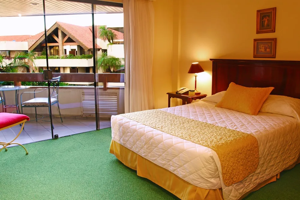 Yotau All Suites Hotel in Santa Cruz de la Sierra, Bolivia - photo 4