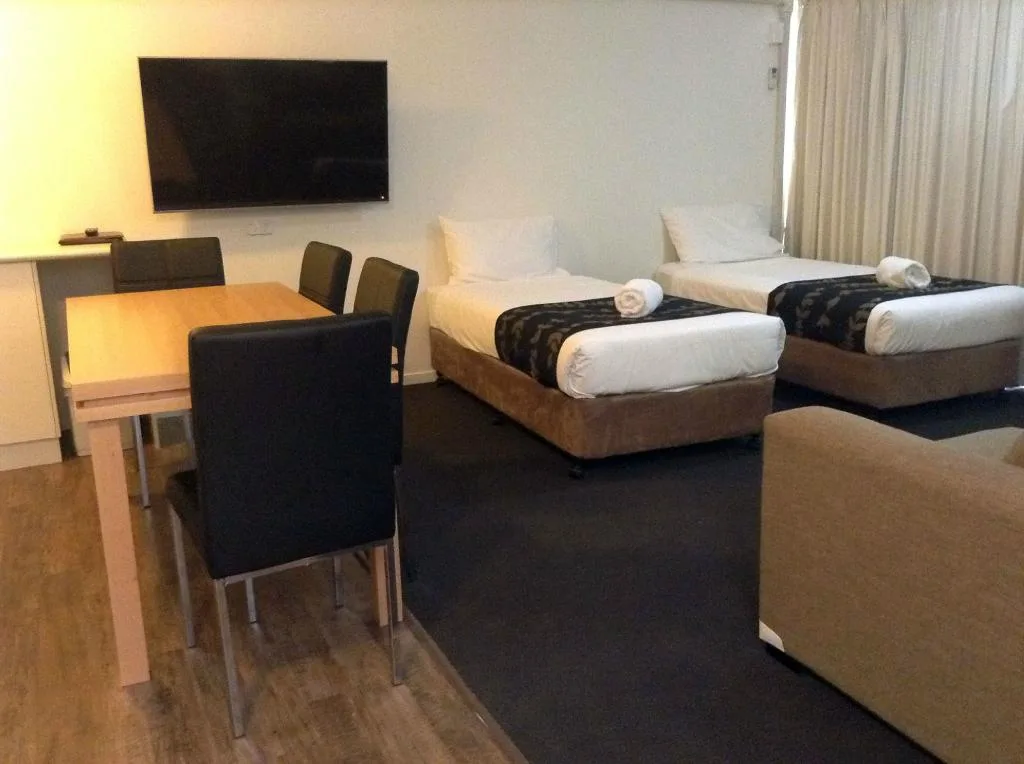 Albury Burvale Motor Inn in Albury, Australia - photo 5