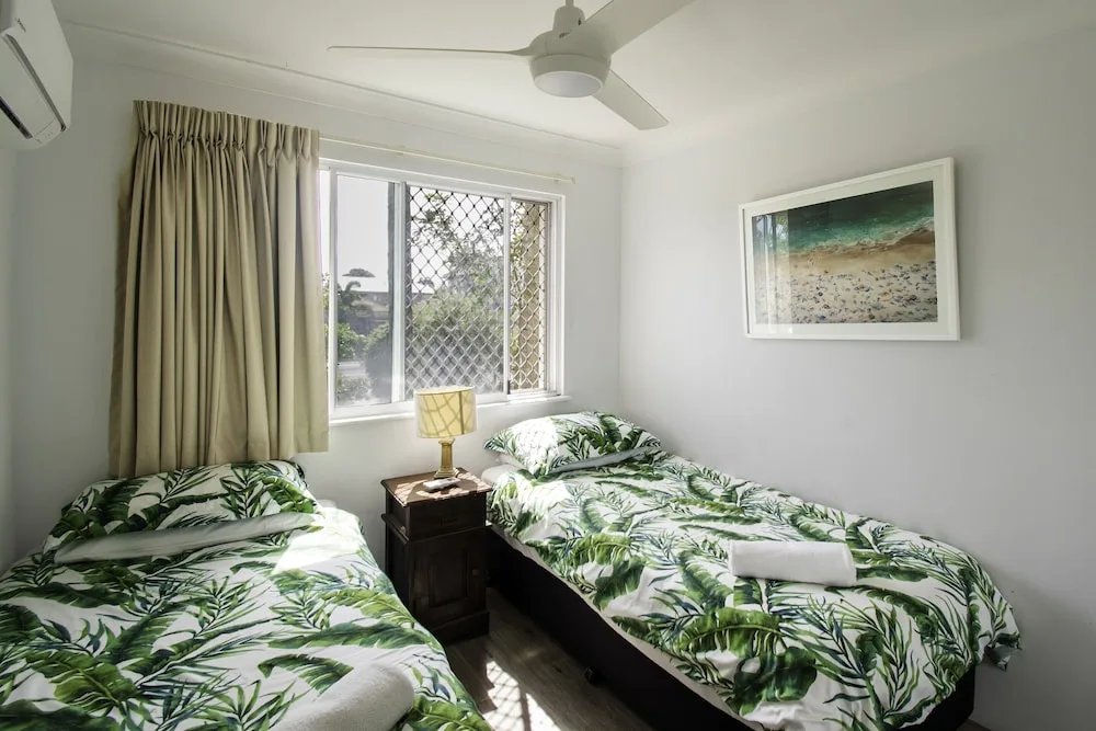 Key Largo Apartments in Burleigh Heads, Australia - photo 3