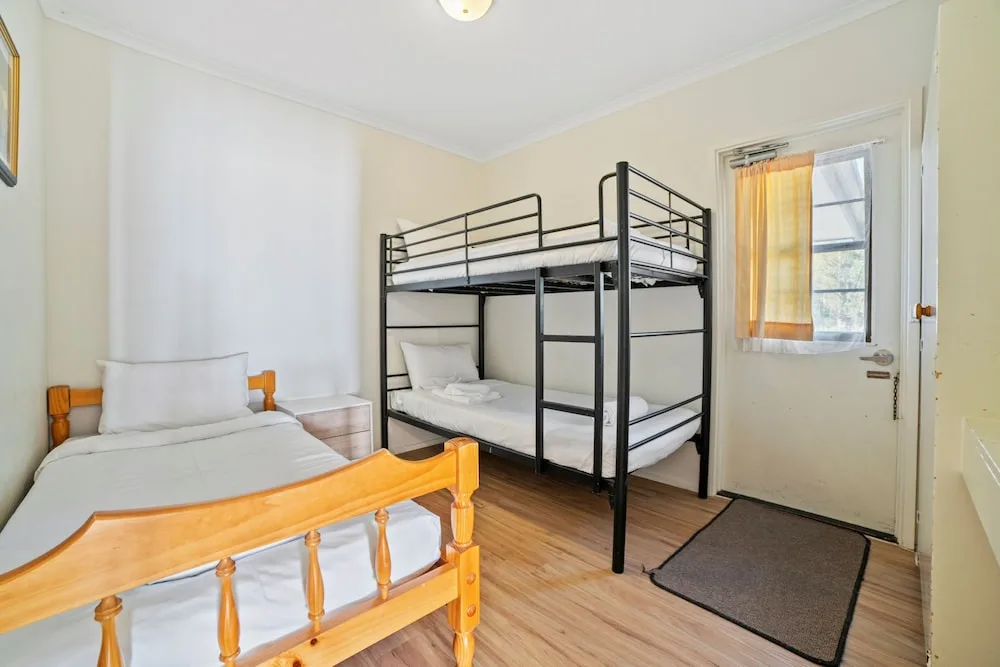 Fox and Hounds Inn in Port Arthur, Australia - photo 5