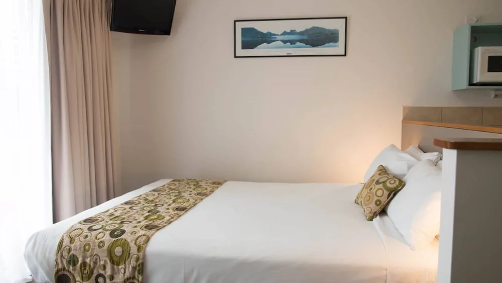 Adina Place Motel Apartments in Launceston, Australia - photo 5