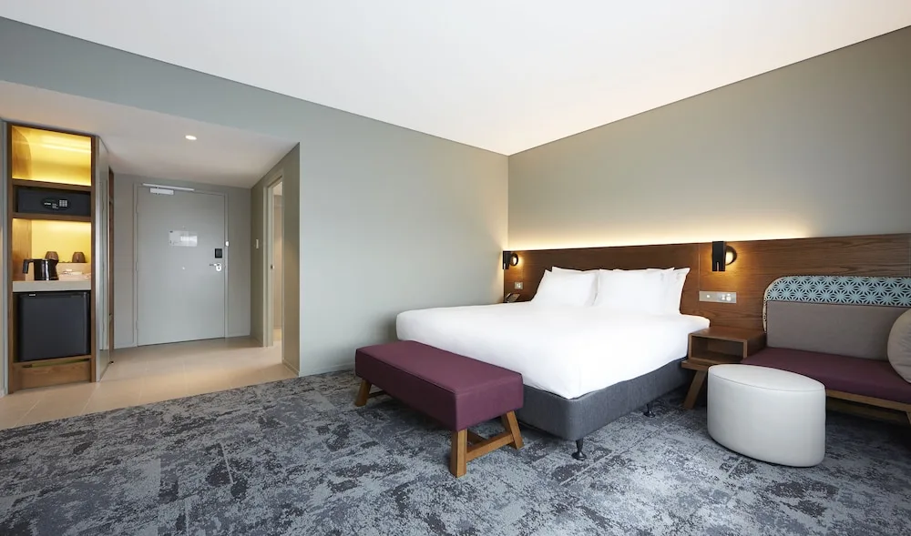 Holiday Inn Express Newcastle in Newcastle West, Australia - photo 5