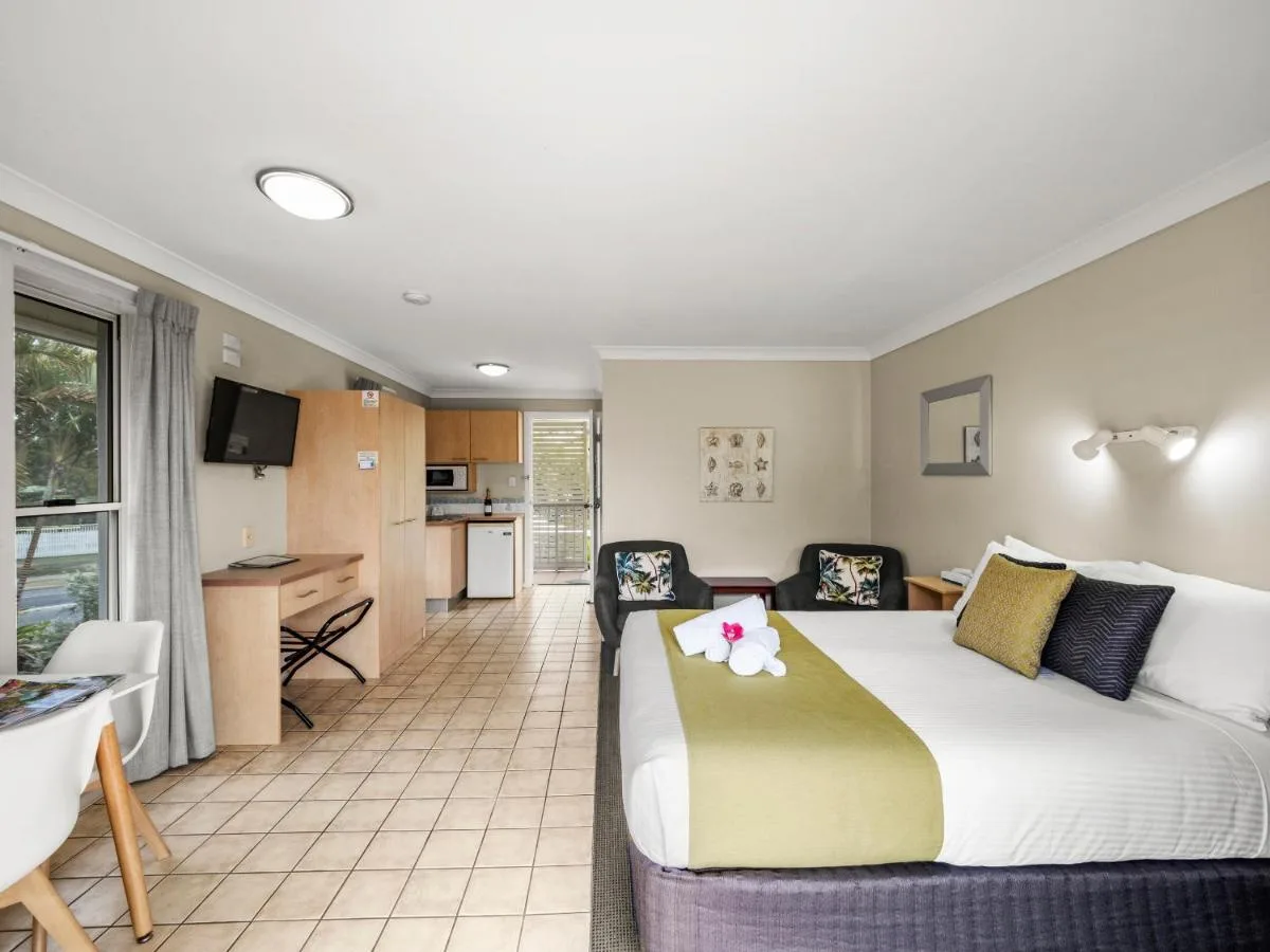 Yamba Sun Motel in Yamba, Australia - photo 4