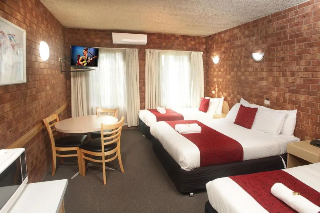 Courtyard Motor Inn in Shepparton, Australia - photo 4