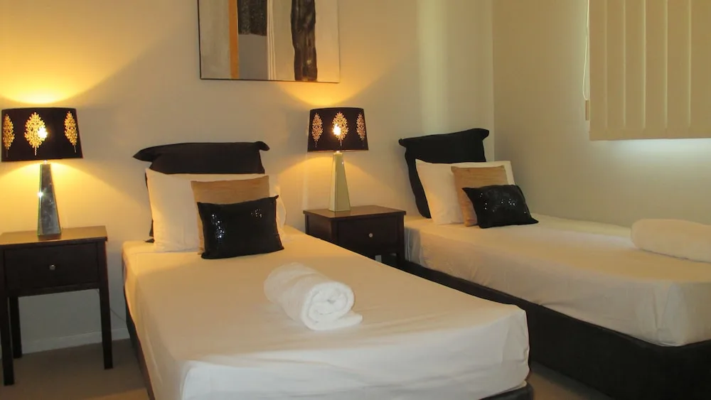 Edge Apartments Cairns in Cairns North, Australia - photo 5