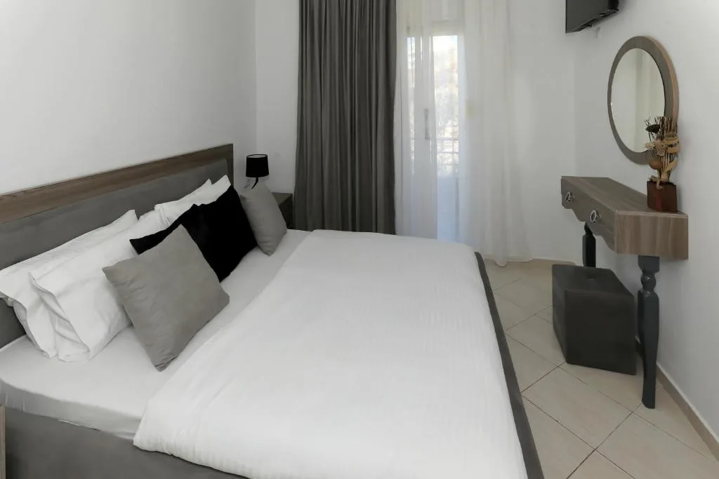 Villa Doka in Saranda, Albania - photo 4