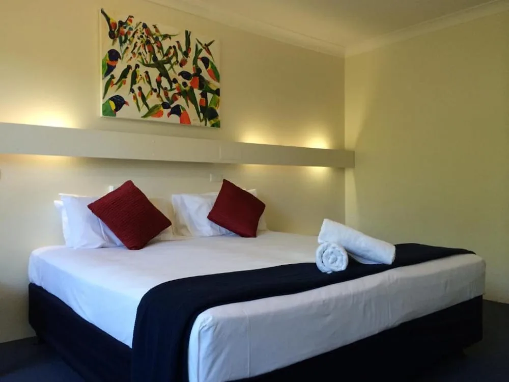 Arcadia Village Motel in Cairns - QLD, Australia - photo 5
