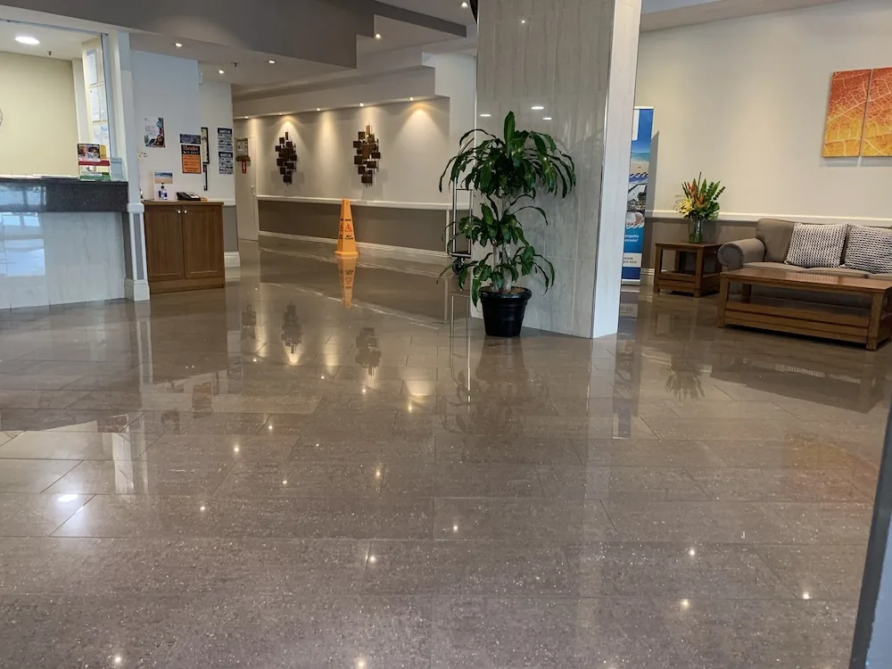 Ocean Plaza Resort in Coolangatta, Australia - photo 4