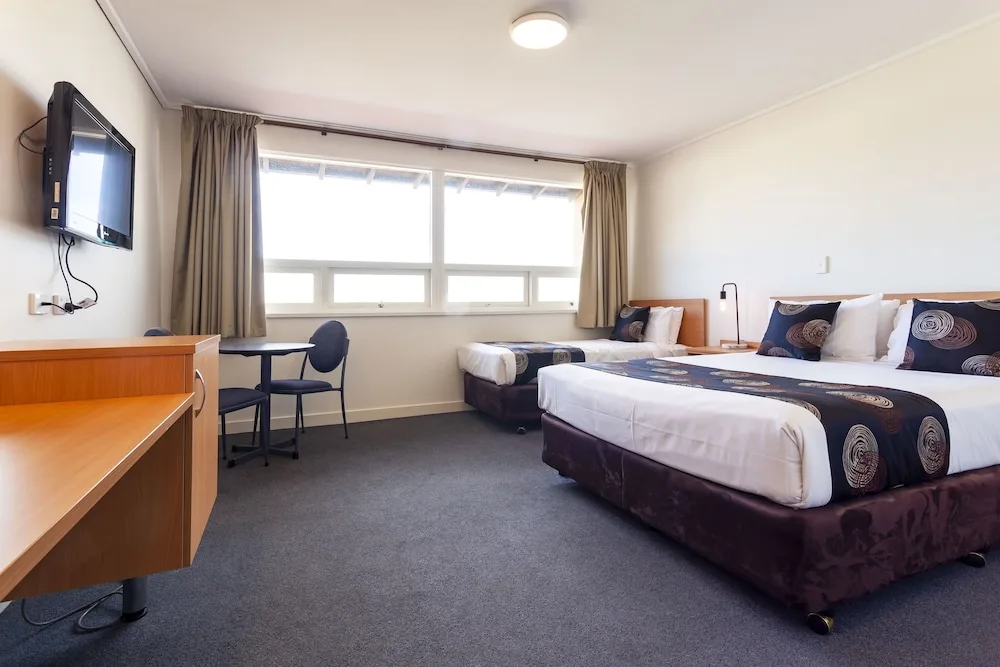 Black Buffalo Hotel in North Hobart, Australia - photo 4