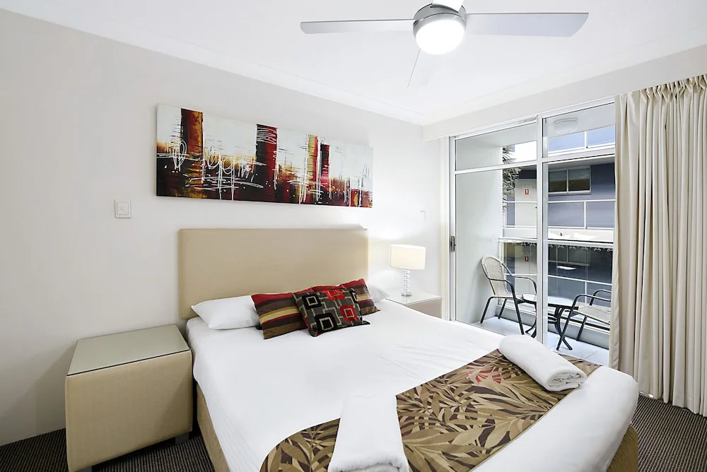 Atrium Resort in Biggera Waters, Australia - photo 4