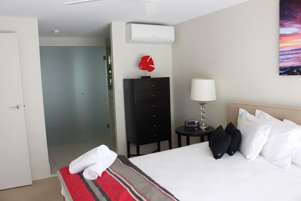 Solnamara Beachfront Apartments in Gold Coast - QLD, Australia - photo 2