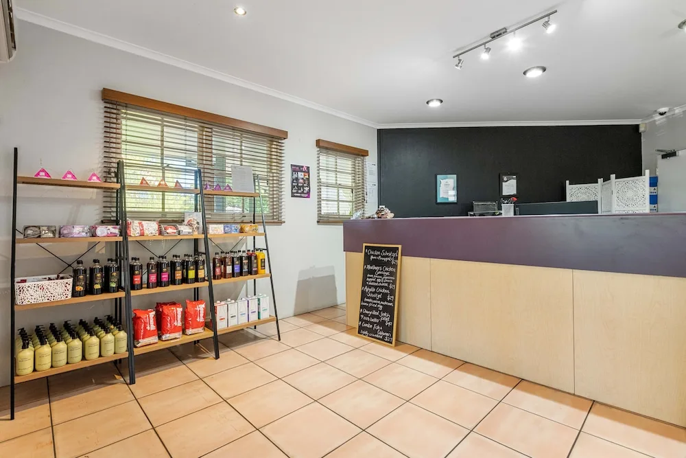 Alara Motor Inn in West Mackay, Australia - photo 4