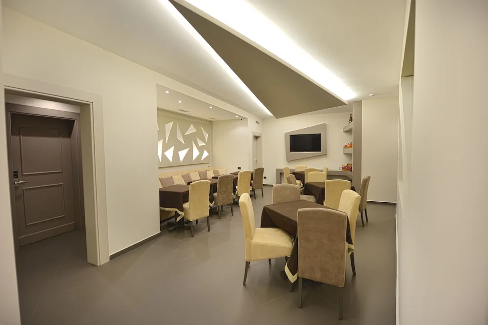 Petit Hotel Elita in Shkoder, Albania - photo 4