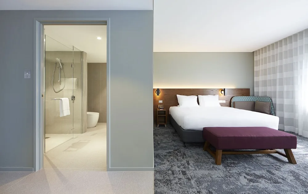 Holiday Inn Express Newcastle in Newcastle West, Australia - photo 2