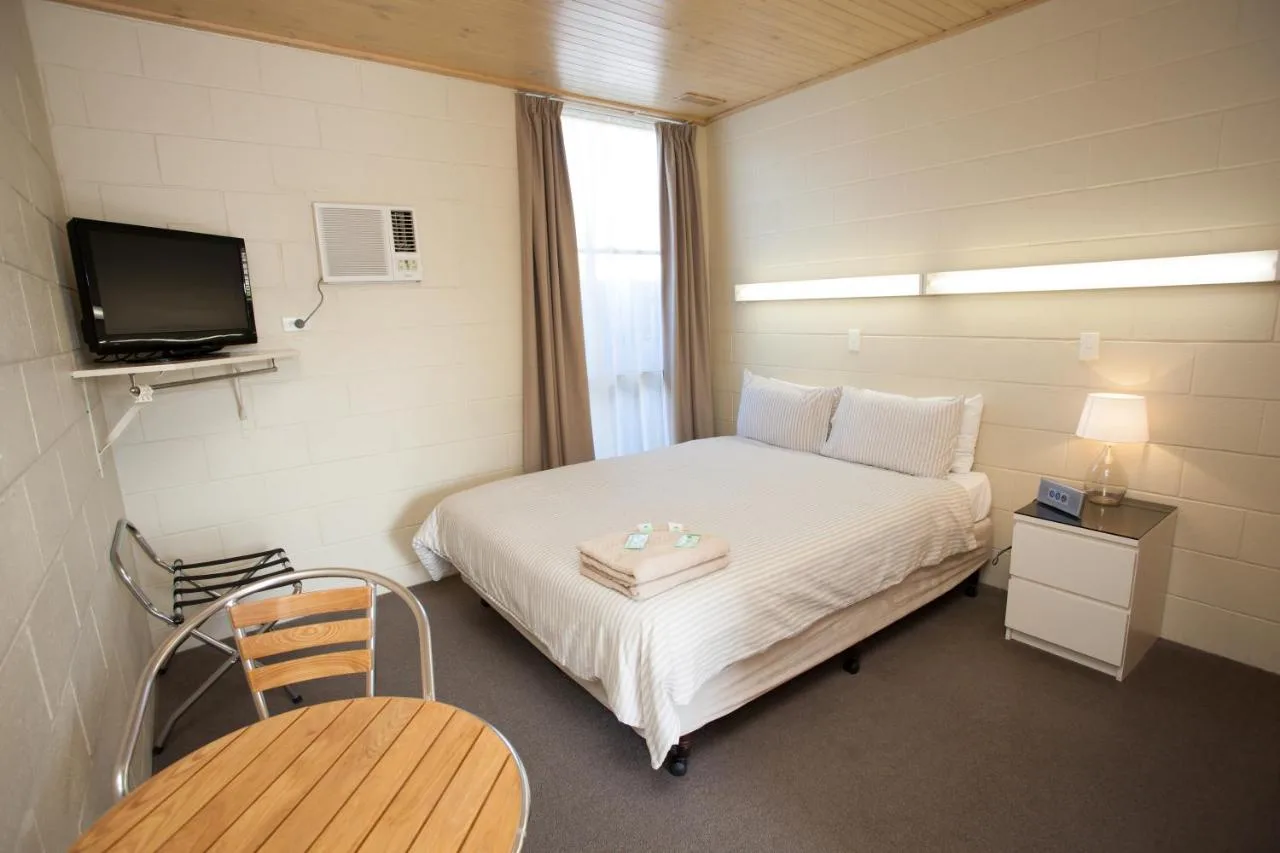 Corio Bay Motel in Geelong, Australia