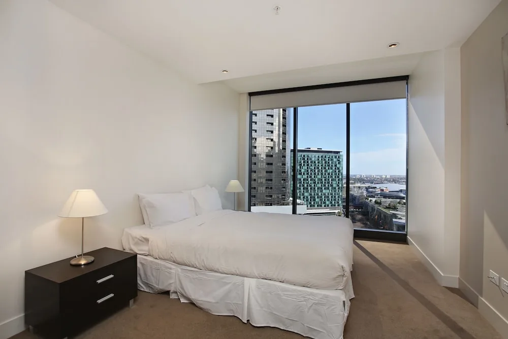 Corporate Keys - Freshwater Place in Southbank, Australia - photo 2