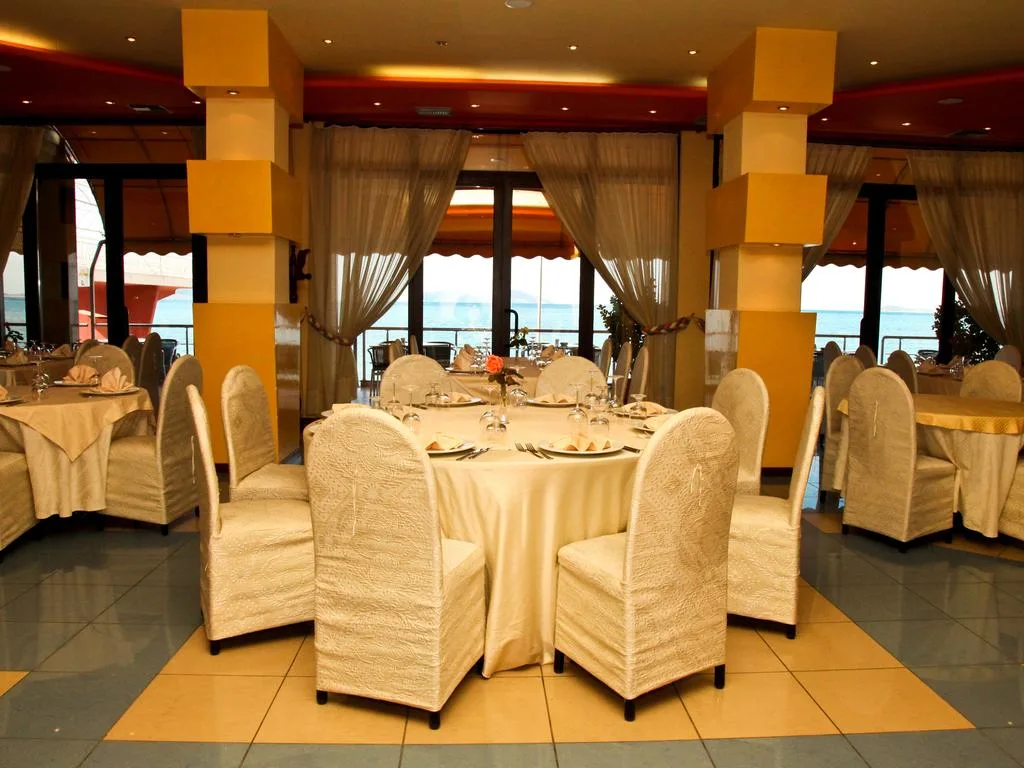 New York in VLORE, ALBANIA - photo 2