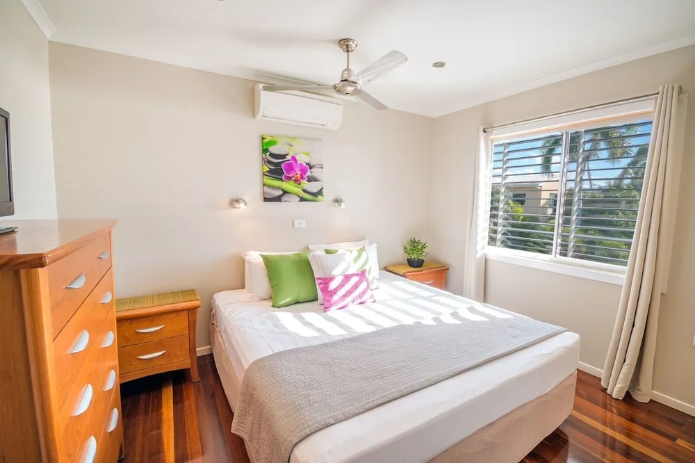 Airlie Apartments in Airlie Beach, Australia - photo 5