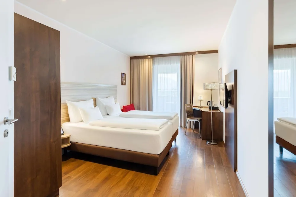 Four Points Flex by Sheraton Salzburg Messe in Salzburg, Austria - photo 5