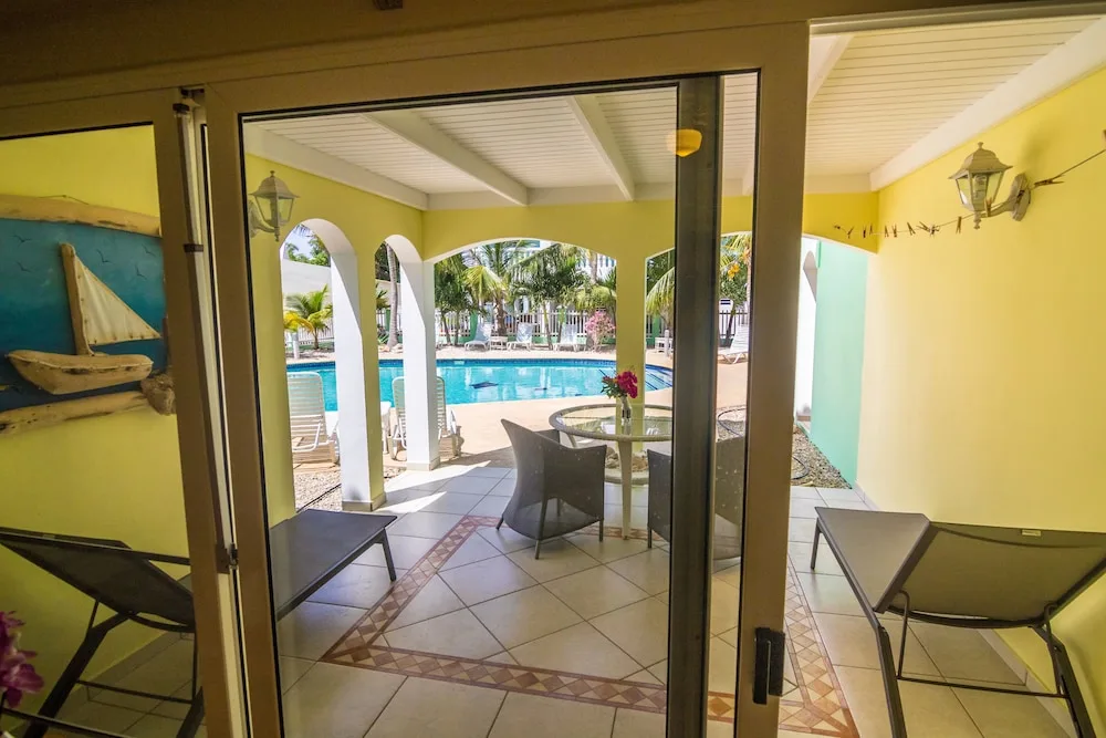 Coral Paradise Resort in Bonaire (all), Bonaire - photo 5