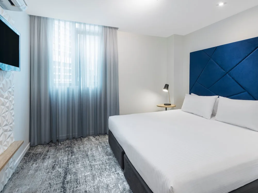Brady Apartment Hotel Flinders Street in Melbourne, Australia - photo 2