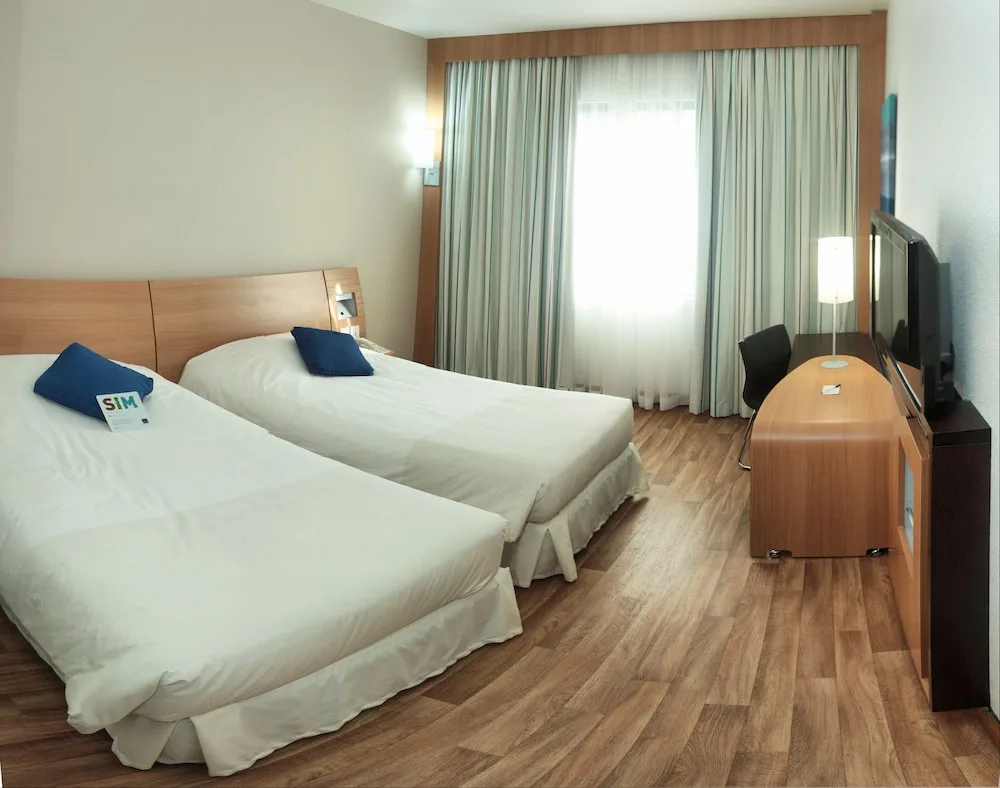 Novotel Porto Alegre Tres Figueiras Hotel in Porto Alegre, Brazil - photo 5