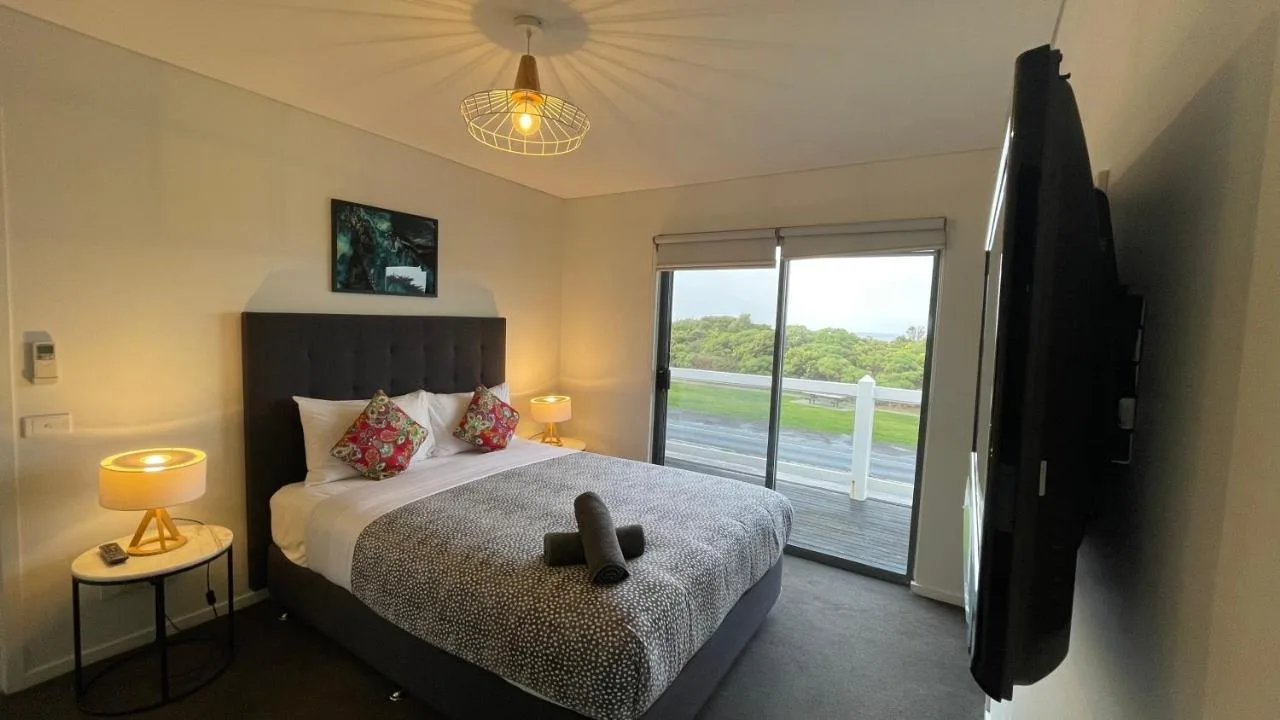 Coastal Motel in Apollo Bay, Australia - photo 2