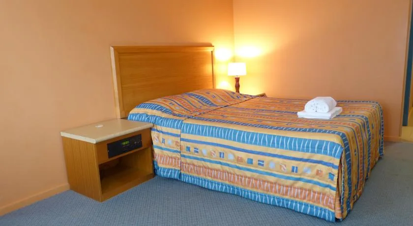 Reef Resort Motel in West Mackay, Australia