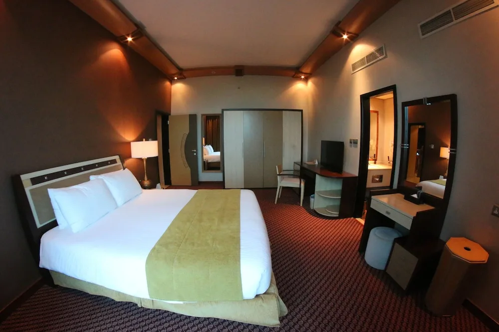 Elite Resort & Spa in Manama, Bahrain - photo 4