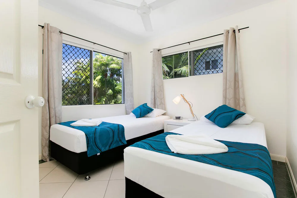 On the Beach Holiday Apartments in TRINITY BEACH, Australia
