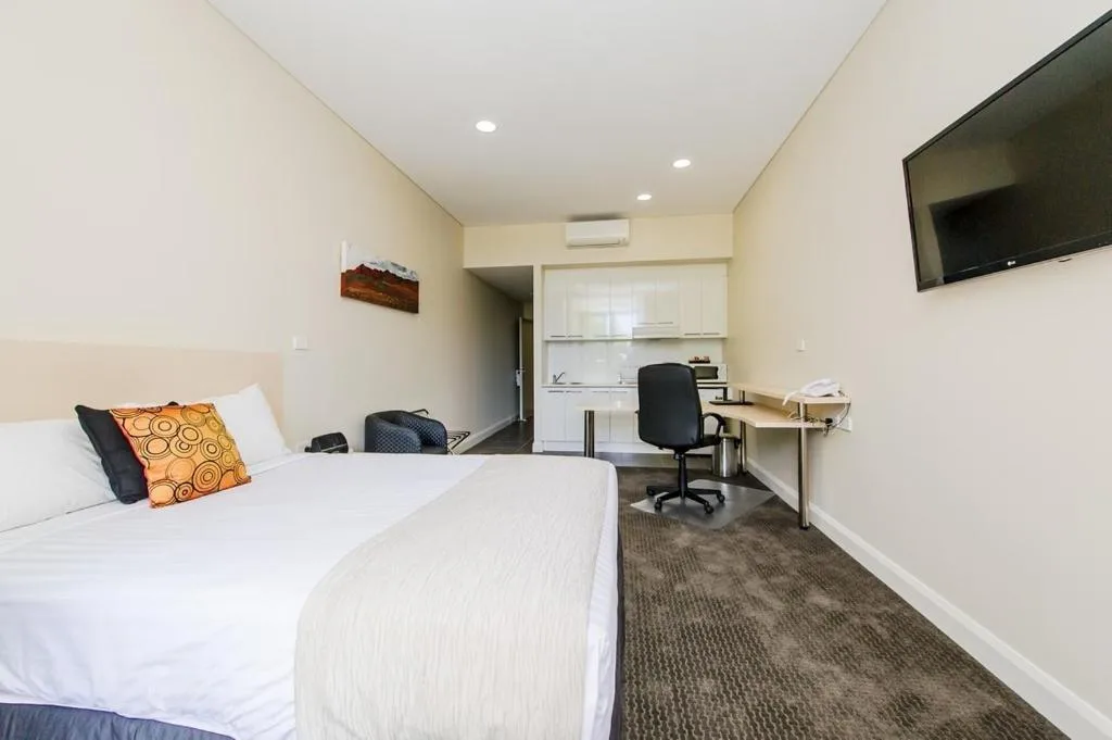 Belconnen Way Hotel Motel and Serviced Apartments in Canberra, Australia