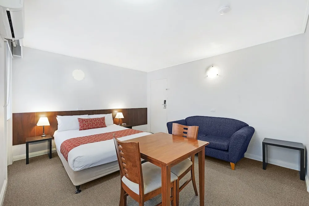 Central Court Motel Warrnambool in Warrnambool, Australia - photo 4
