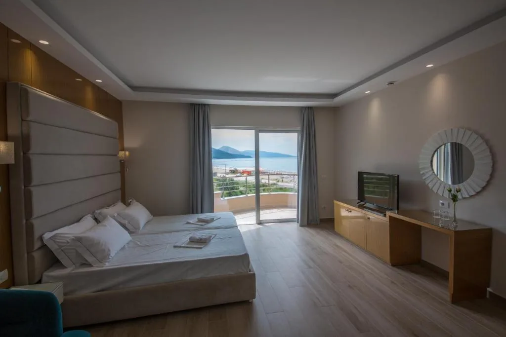 Hotel Sole Luna in Borsh, Albania - photo 3