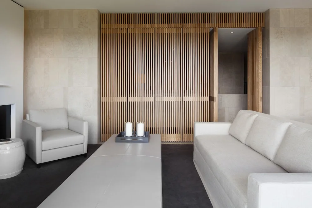 Hotel Realm in Barton, Australia - photo 5