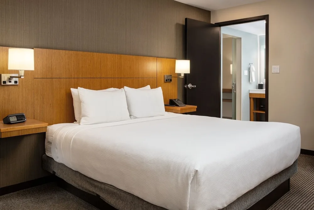 Hyatt Place Edmonton West in Edmonton, Canada - photo 4