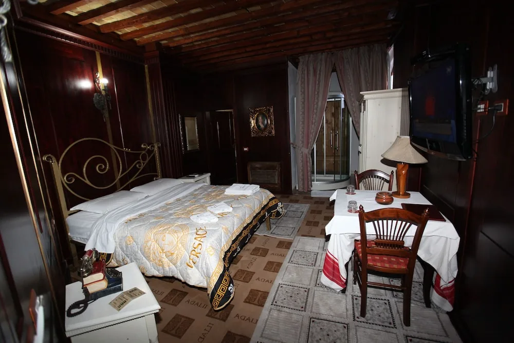 Hotel Iliada in Tirana, Albania - photo 2