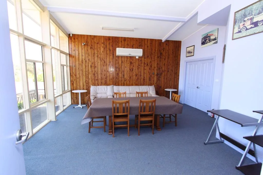 Waterview Gosford Motor Inn in Gosford, Australia - photo 3