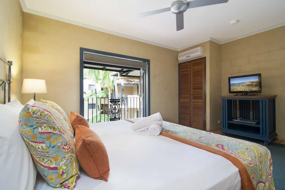 Villa San Michele in Port Douglas, Australia - photo 4