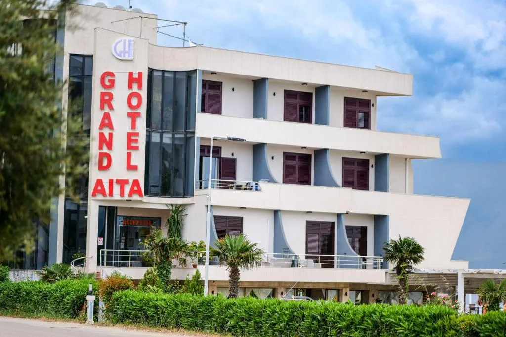 Grand Hotel Aita in Orikum, Albania