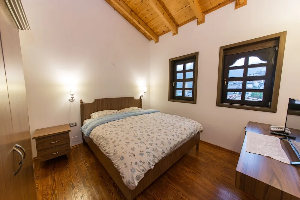 Hotel Onufri in BERAT, ALBANIA - photo 2