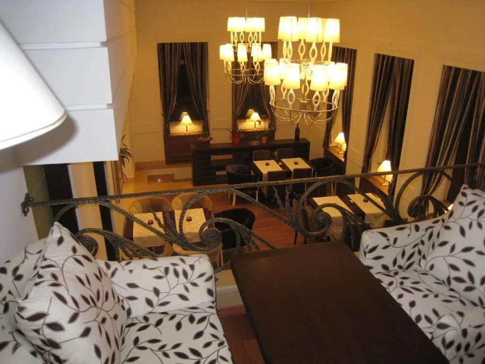 Hotel Boutique Kotoni in Tirana, Albania - photo 3