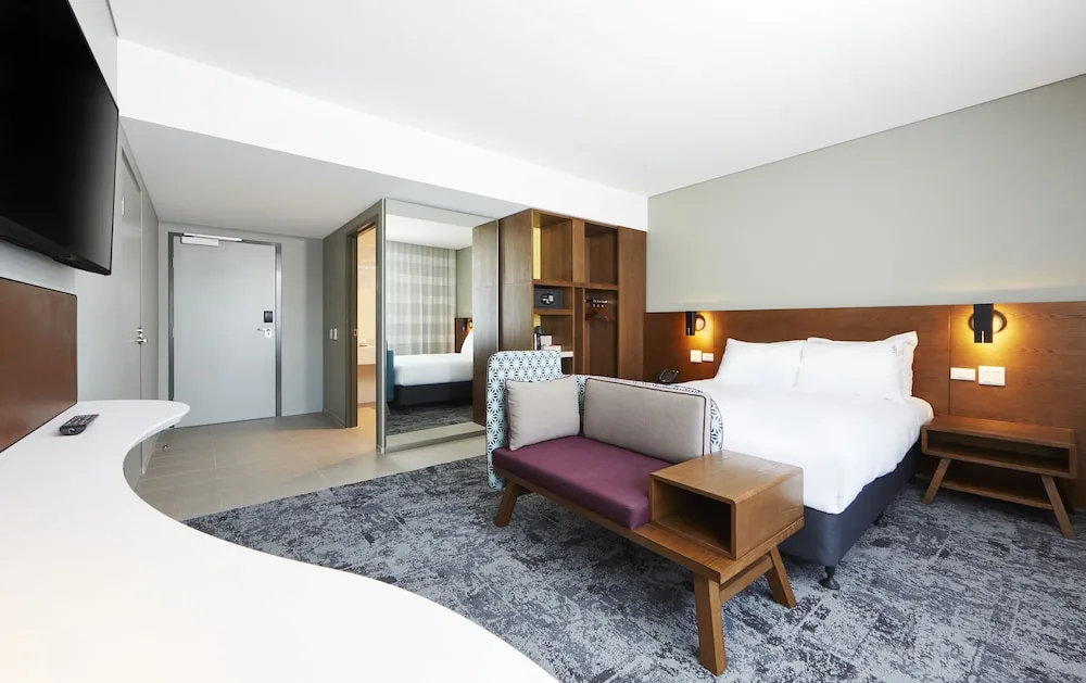 Holiday Inn Express Newcastle in Newcastle West, Australia - photo 4