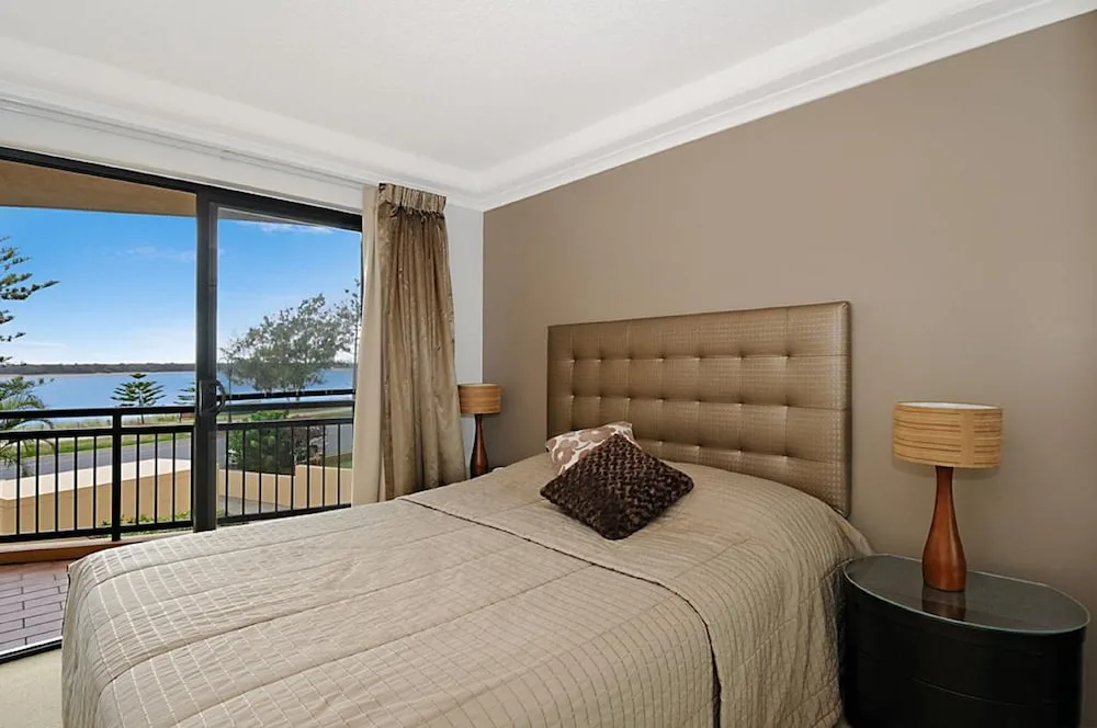 Windsurfer Resort in Biggera Waters, Australia - photo 5