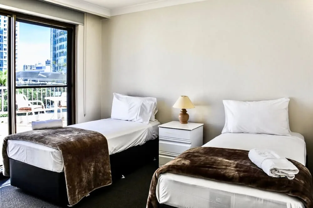 Copacabana Holiday Apartments in Surfers Paradise, Australia - photo 5