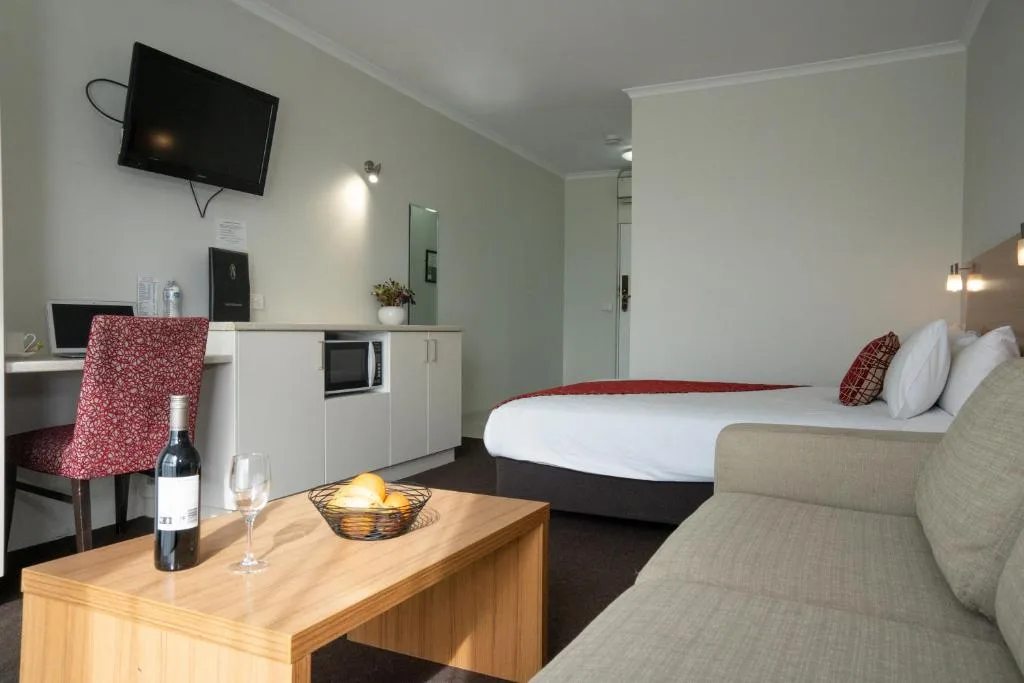 Admiralty Inn in Geelong, Australia - photo 2